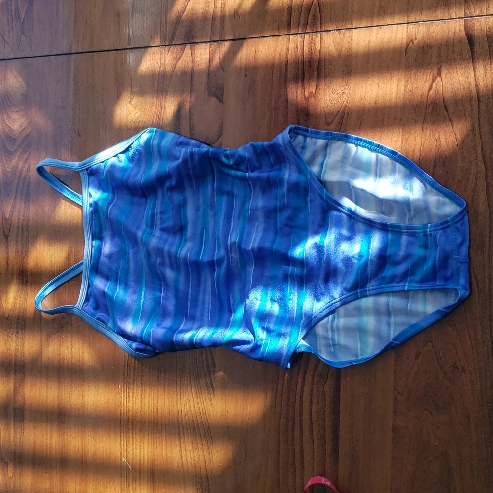 Dolfin Women's 8/34 Performance Swimsuit One Piece Flyback Adult Blue Multi